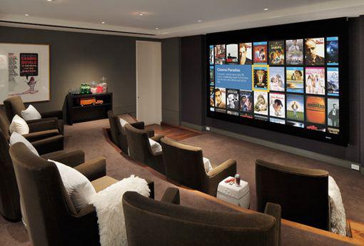 cine-en-casa-pantalla-gigante